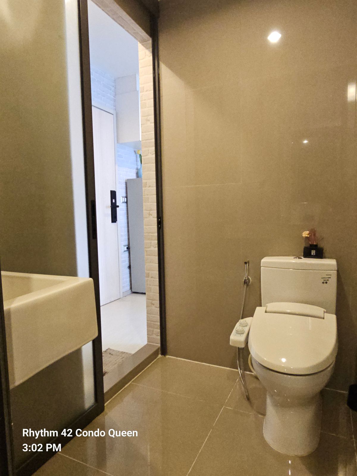 For RentCondoSukhumvit, Asoke, Thonglor : Rhythm Sukhumvit 42 for RENT 1 bed 1 bath 45 Sq,m Rental price 33,000 Baht call Nong 096-2615656 Ready to touring everyday  ริธึ่ม สุขุมวิท 42 1นอน 1น้ำ พื้นที่ 45 ตรม ให้เช่า 33,000 บาท  สนใจโทร น้อง 096-2615656 พร้อมให้นัดหมายเข้าชมทุกวัน   Location : E