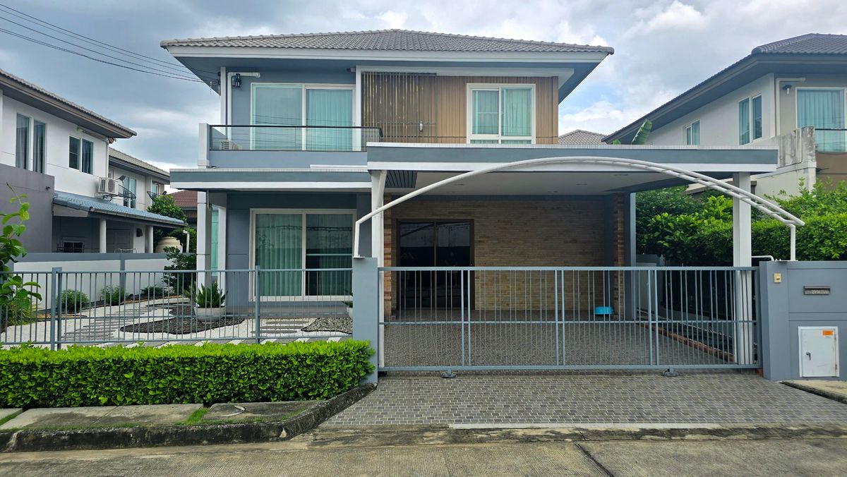For SaleHouseNawamin, Ramindra : Urgent sale, detached house, Manthana Lake Watcharapol, 2 layers, 3 bedrooms, 3 bathrooms