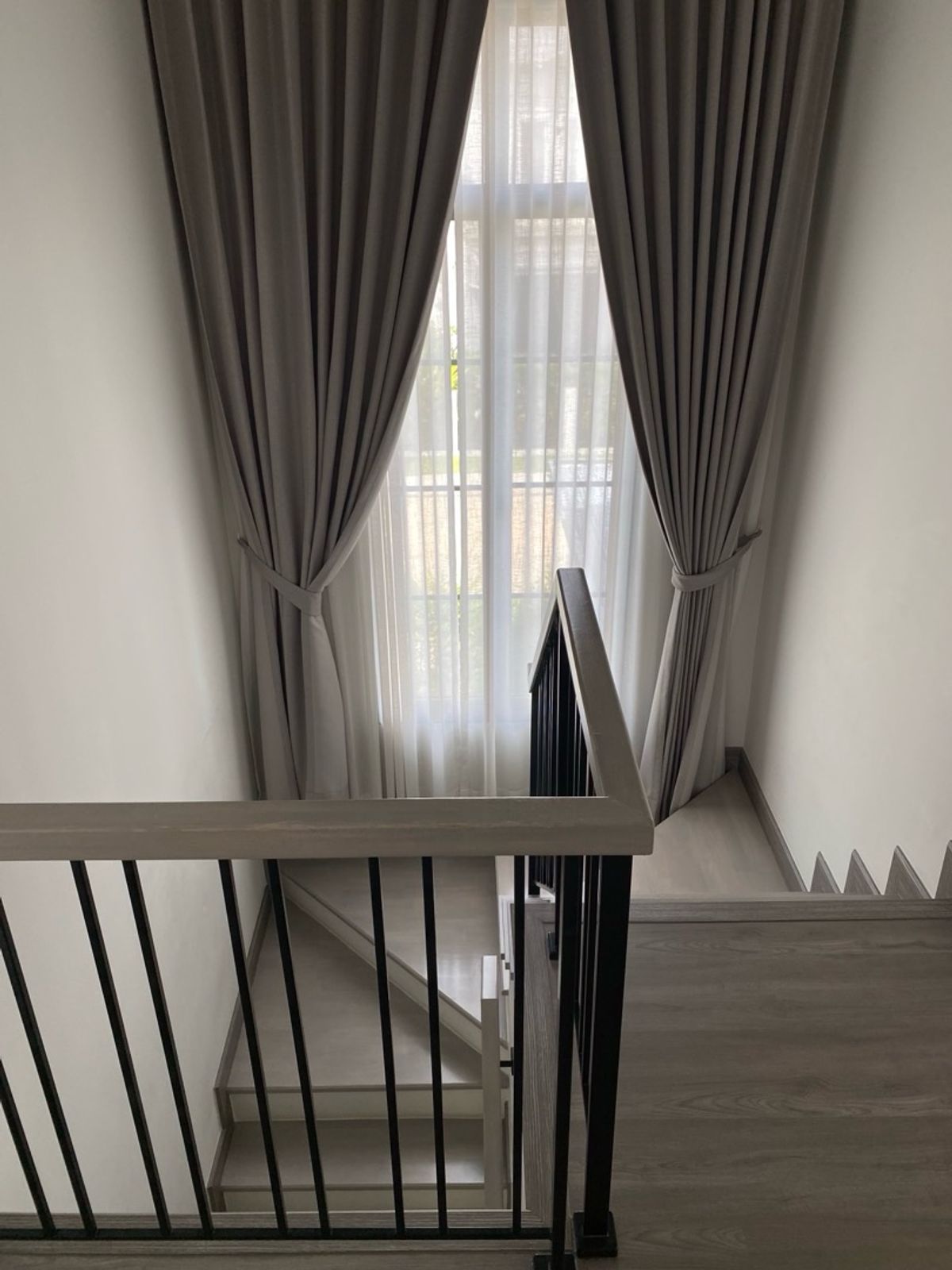 For SaleHouseLadkrabang, Suwannaphum Airport : Beautiful detached house for sale, ready to stay at the Saran Siri Ramkhamhaeng project, good condition, perfect function With a private office Suitable for modern families ✨