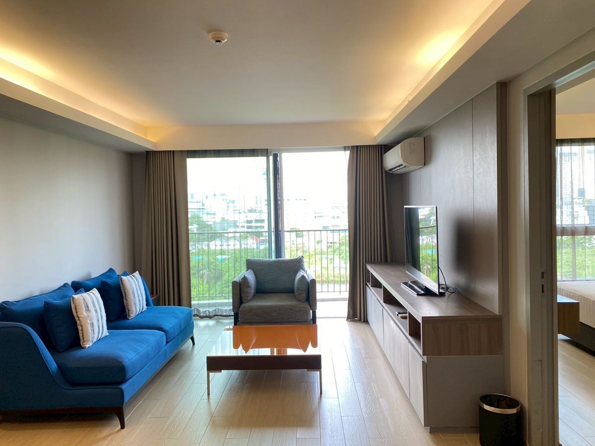 ให้เช่าคอนโดพระราม 9 เพชรบุรีตัดใหม่ RCA : 🏙️ Maitria Residence พระราม 9 ✨ คอนโด 2 ห้องนอน — ใจกลางเมือง กว้าง สบาย น่าอยู่ ✨