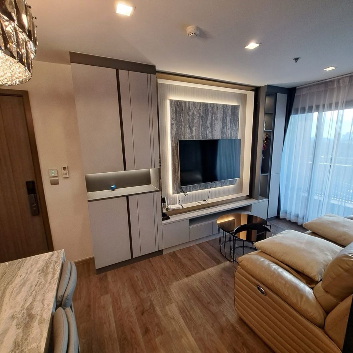 ให้เช่าคอนโดลาดพร้าว เซ็นทรัลลาดพร้าว : (P0050) For Rent ✨ life valley 🏢 45,000 Bath/month