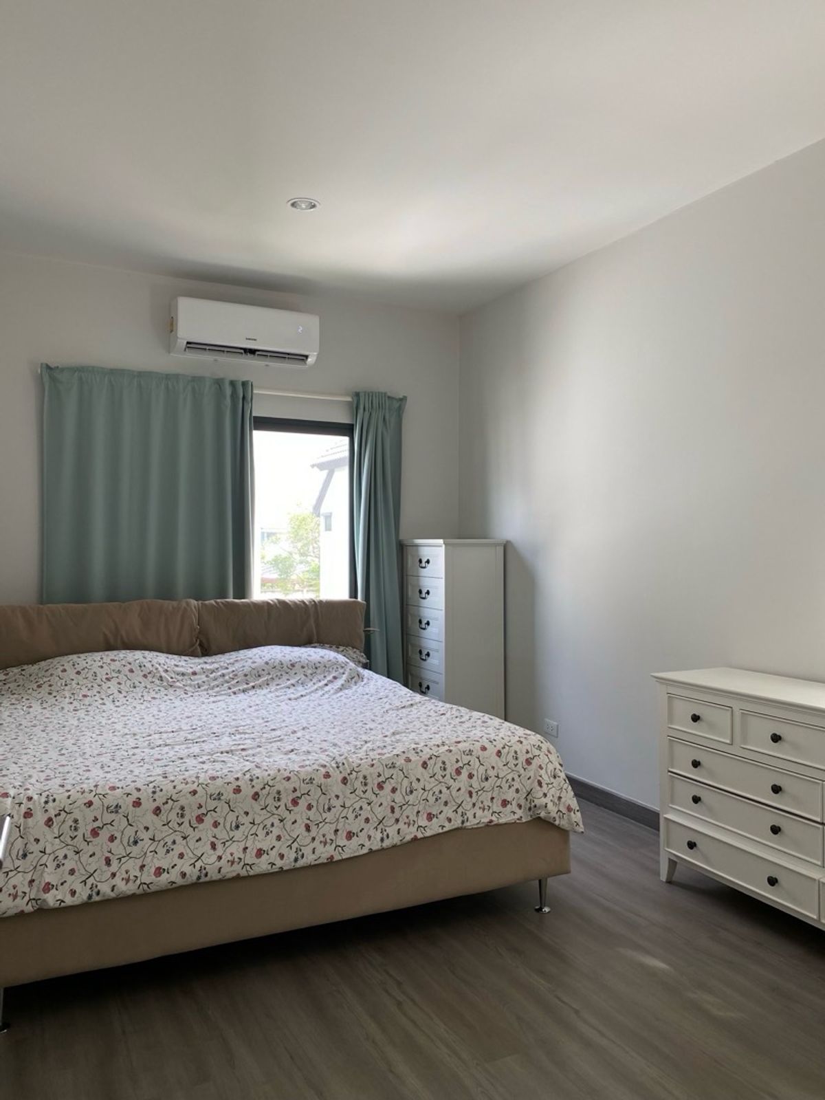 For SaleHouseLadkrabang, Suwannaphum Airport : Beautiful detached house for sale, ready to stay at the Saran Siri Ramkhamhaeng project, good condition, perfect function With a private office Suitable for modern families ✨