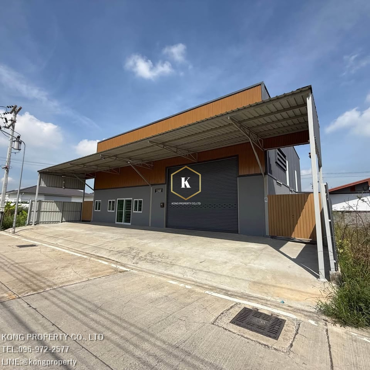 For RentWarehousePathum Thani,Rangsit, Thammasat : For rent, Warehouse, Soi Bongkot, Khlong Luang, Khlong 2, Pathum Thani, area 100 sq.w.