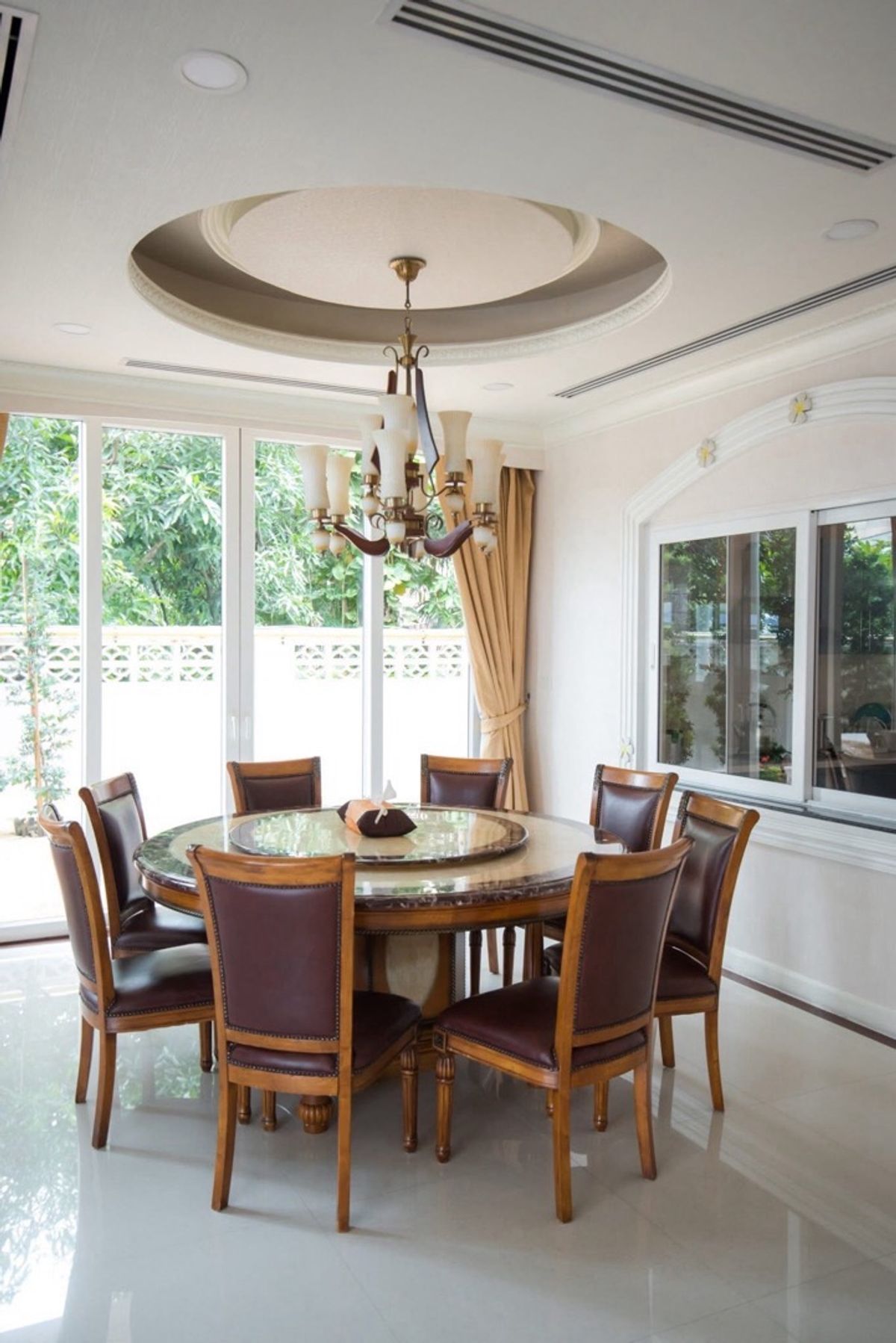 ให้เช่าบ้านพระราม 9 เพชรบุรีตัดใหม่ RCA : 📢👇บ้าน พระราม 9 พร้อมสระว่ายน้ำส่วนตัวตั้งอยู่ใกล้กับห้าง The none และใกล้กับจุดเชื่อมต่อทางด่วน