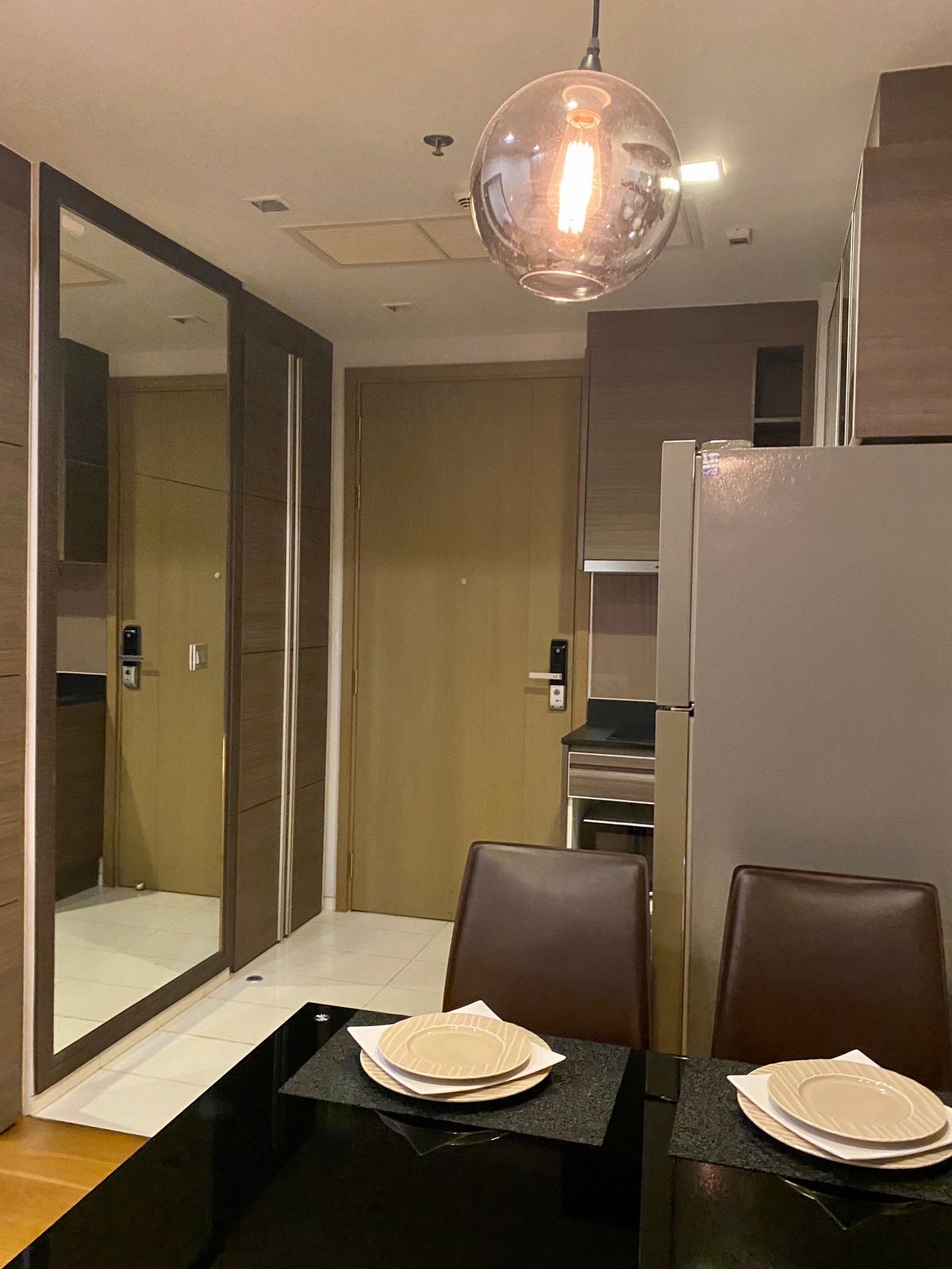 For RentCondoSukhumvit, Asoke, Thonglor : Luxury condo next to BTS Thonglor ✨KEYNE by Sansiri, 1 high class, room 37.22 sq.w., only 26,000 / month, good location in the heart of Thonglor: interested, contact 081-152-6154
