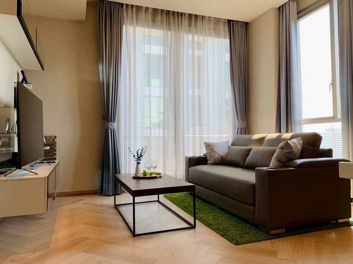 ให้เช่าคอนโดสุขุมวิท อโศก ทองหล่อ : For Rent : Siri Residence Sukhumvit 24 - BTS Promphong
( 60.18 Sqm , 23rd Floor )