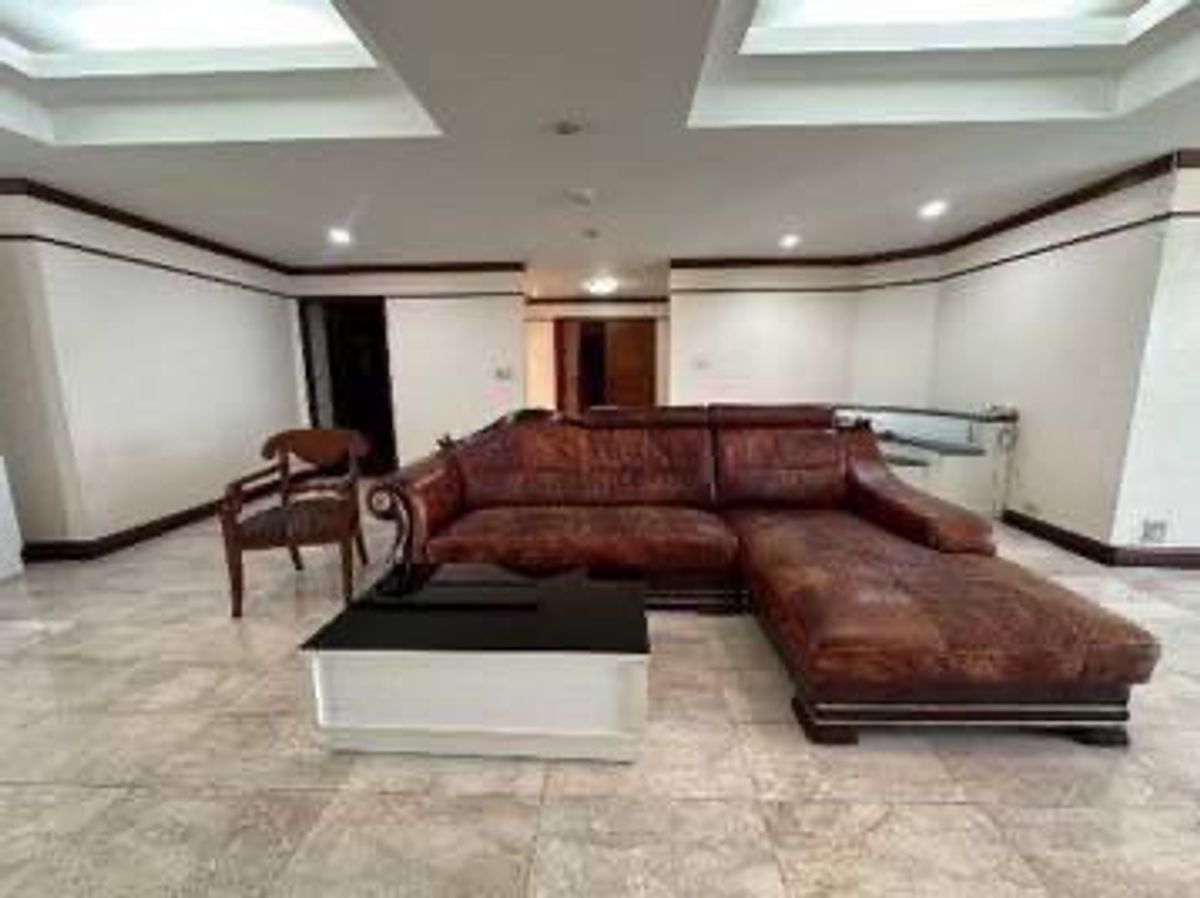 ให้เช่าคอนโดสุขุมวิท อโศก ทองหล่อ : LTH12736 - President Park Sukhumvit 24 Condo FOR RENT Size 260 sqm. 3 beds 5 baths Near BTS Phrom Phong Station ONLY 69K/Month