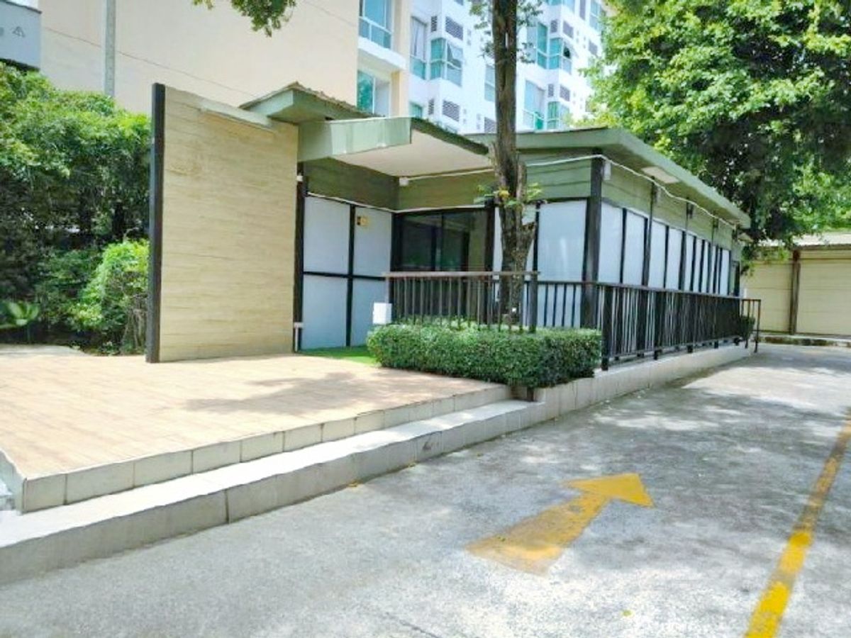 For RentOfficeRattanathibet, Sanambinna : Opposite MAKRO 90 m. MRT Phra Nang Klao Bridge is 1.6 km. For rent, office, 4th floor, 99 sq.m.
