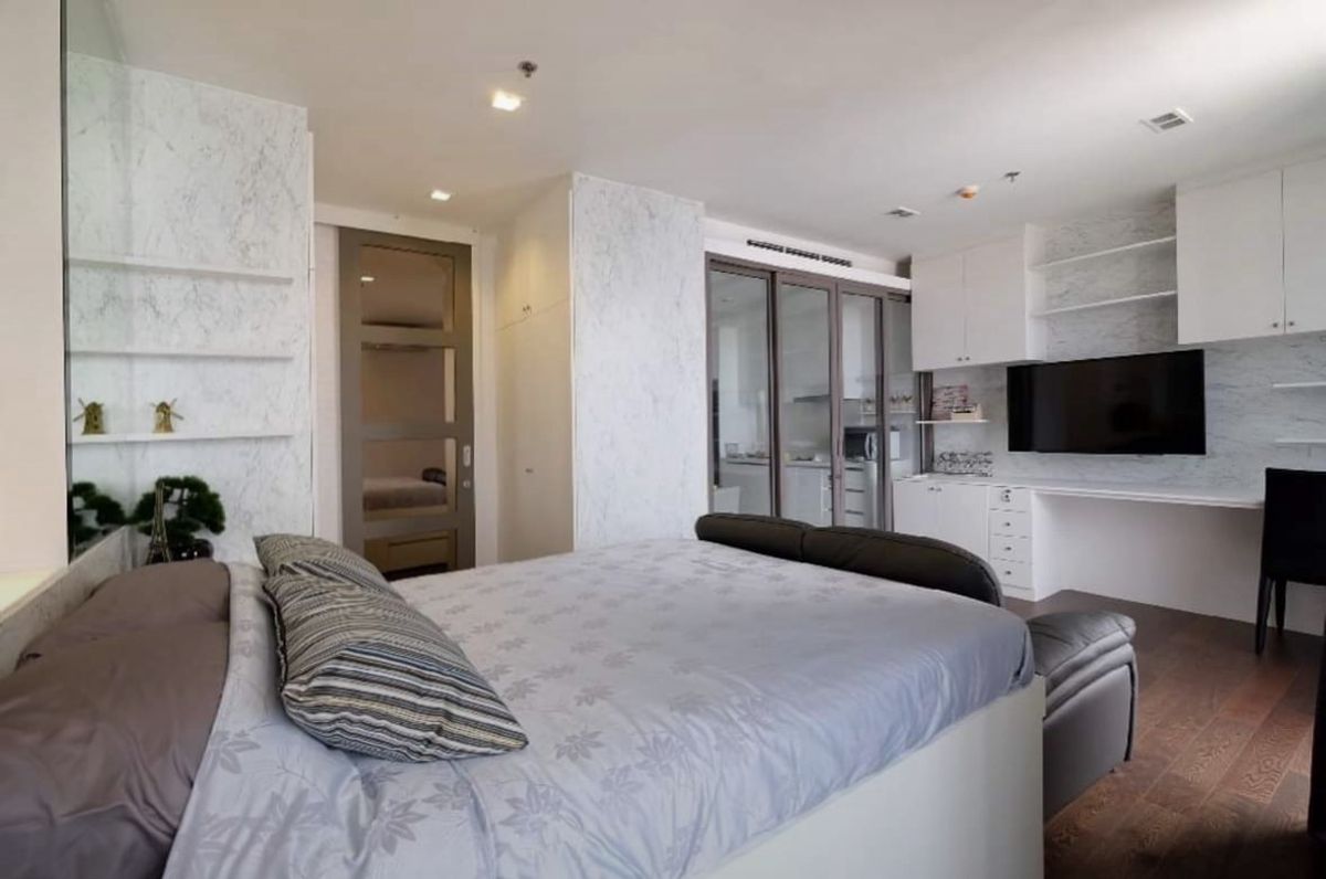 ให้เช่าคอนโดสาทร นราธิวาส : 🔥Rent 1BR Nara9🔥39sqm Floor39🔥28,000/month