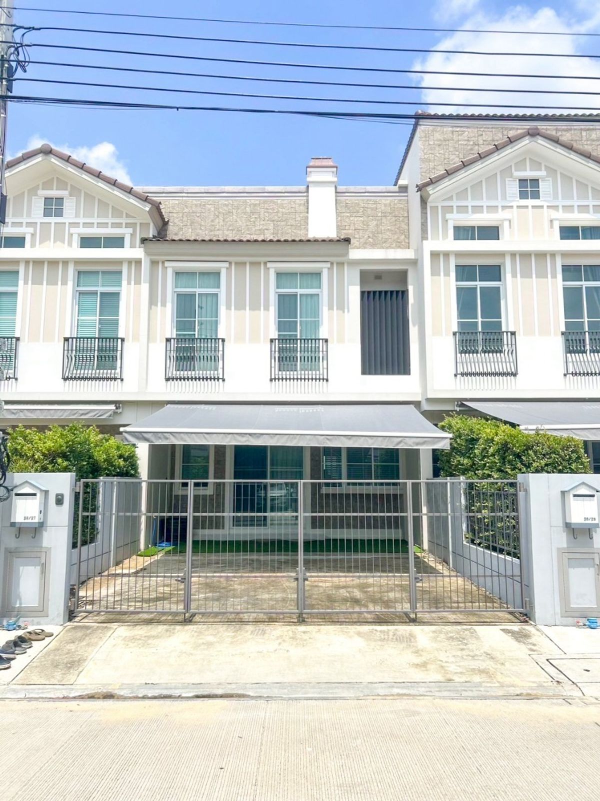 ให้เช่าทาวน์โฮมบางนา แบริ่ง ลาซาล : 🏡ให้เช่าทาวน์โฮม อินดี้ 2 บางนา-รามคำแหง 2 (เดินทางสะดวก ใกล้ Mega & Ikea บางนา)🏡