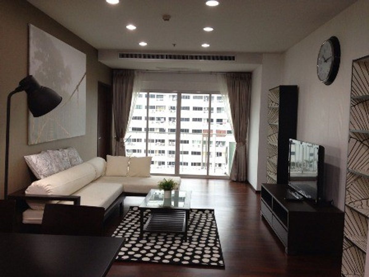 For RentCondoSukhumvit, Asoke, Thonglor : Low floor 1 bed 1 bath 78 sqm condo at Noble Ora for rent 40,000THB per month, Sukhumvit soi 55, Thonglor BTS