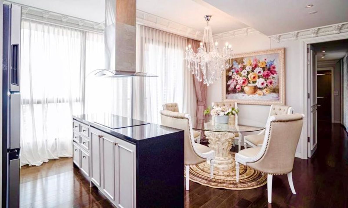 For RentCondoSukhumvit, Asoke, Thonglor : For Rent 3 Bed 2 Bath Condo The Lumpini 24