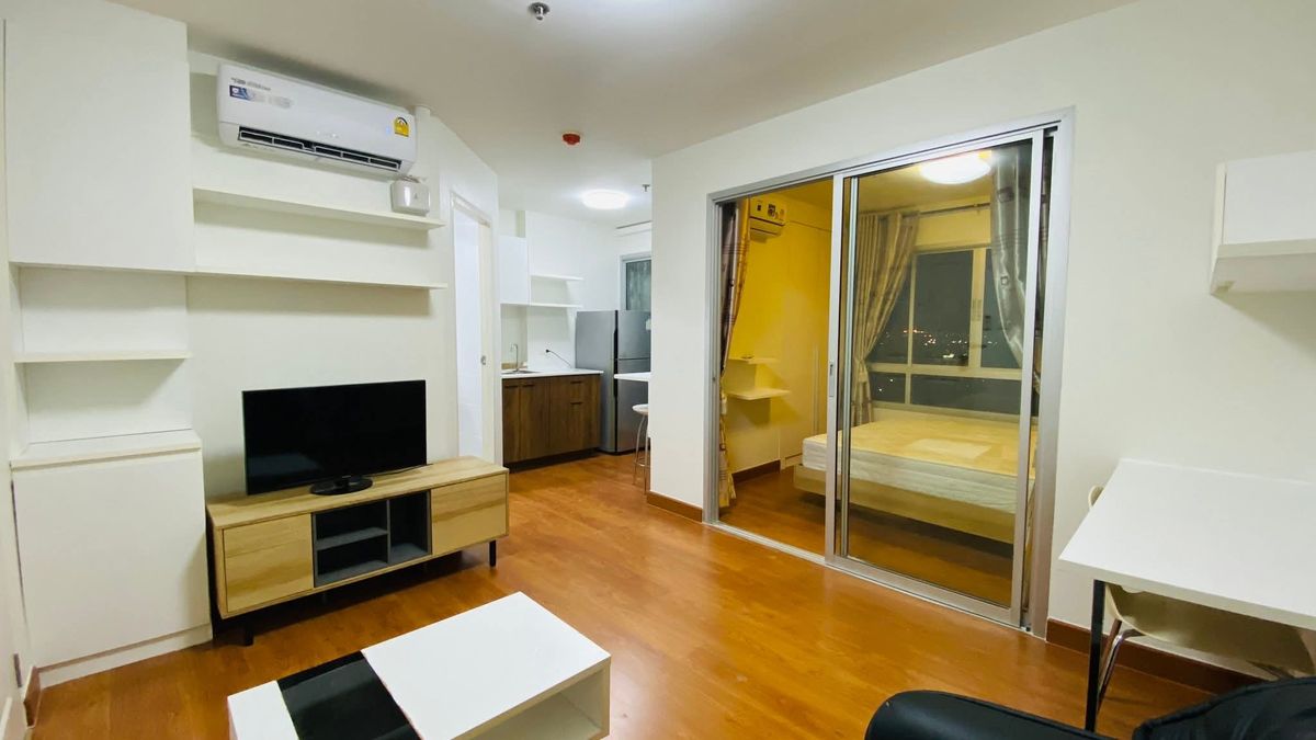 ให้เช่าคอนโดพระราม 3 สาธุประดิษฐ์ : 11,000 BHT/Month The Trust Ratchada-Rama 3