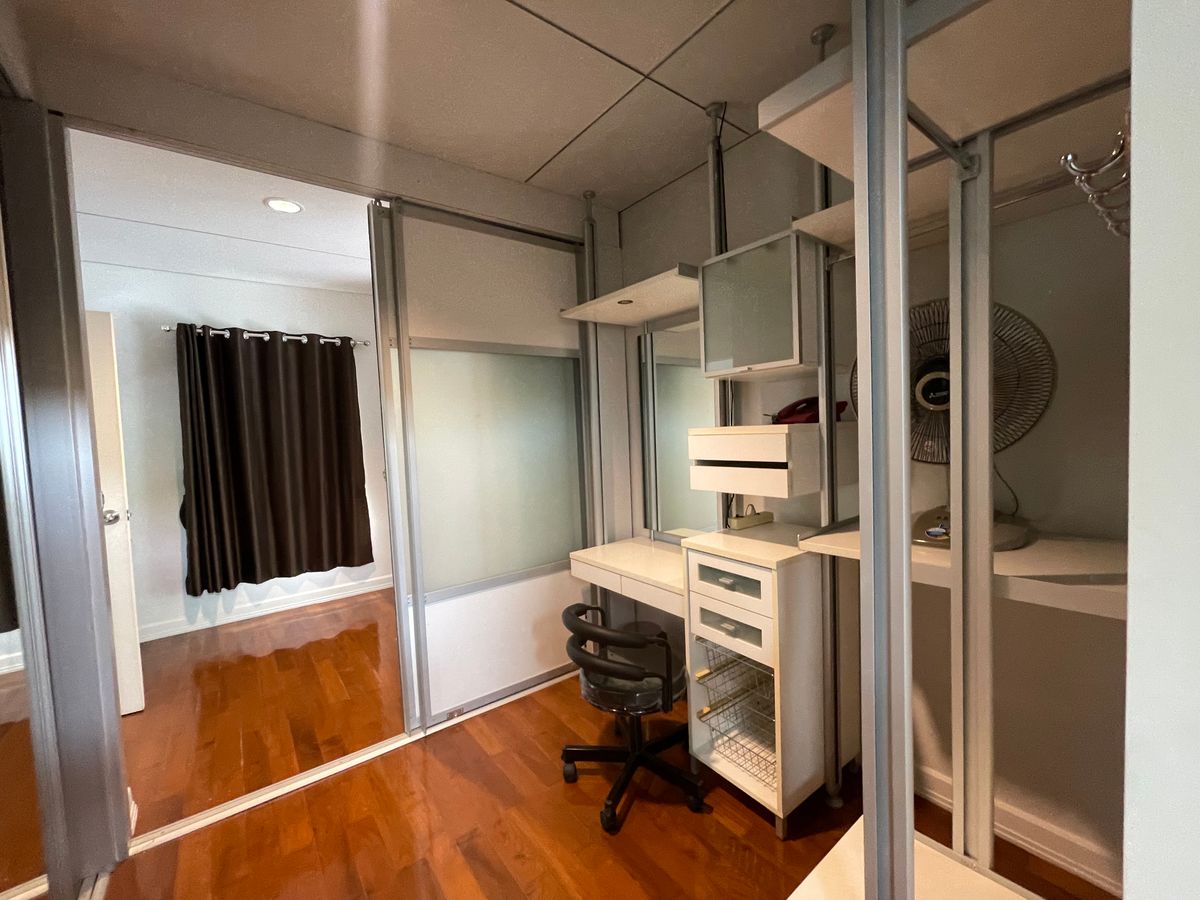 ขายบ้านนวมินทร์ รามอินทรา : ขายบ้านเดี่ยว 2 ชั้น สไตล์ modern classic หลังใหญ่ที่สุดในโครงการ