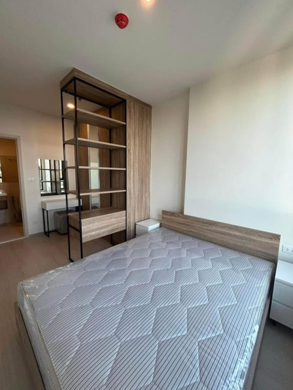 ขายคอนโดปิ่นเกล้า จรัญสนิทวงศ์ : ‼️ขายพร้อมเฟอร์ไม่เคยปล่อยเช่า  1BED+ ครัวแยก ✨ ยูนิตหายากในโครงการ