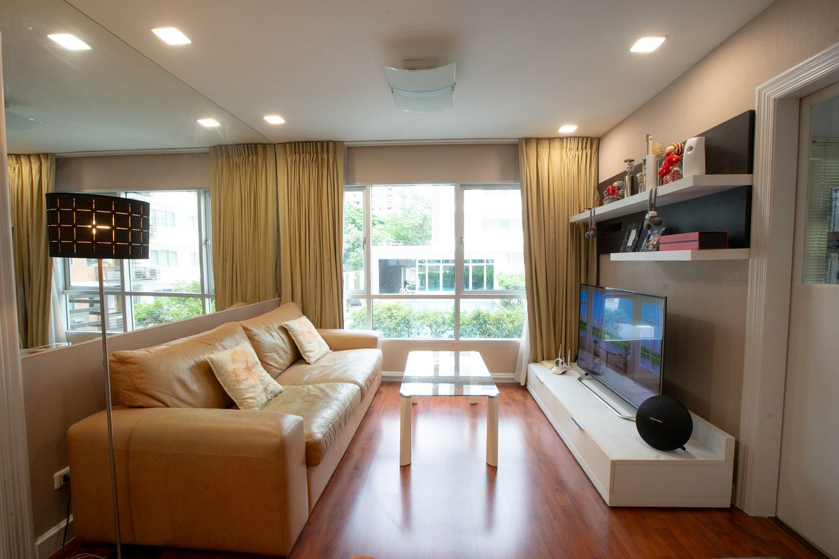 For RentCondoSukhumvit, Asoke, Thonglor : 🔥For urgent rent🔥Condo One Thonglor, newly decorated room, fully furnished, ready to move in, near BTS Phrom Phong❗