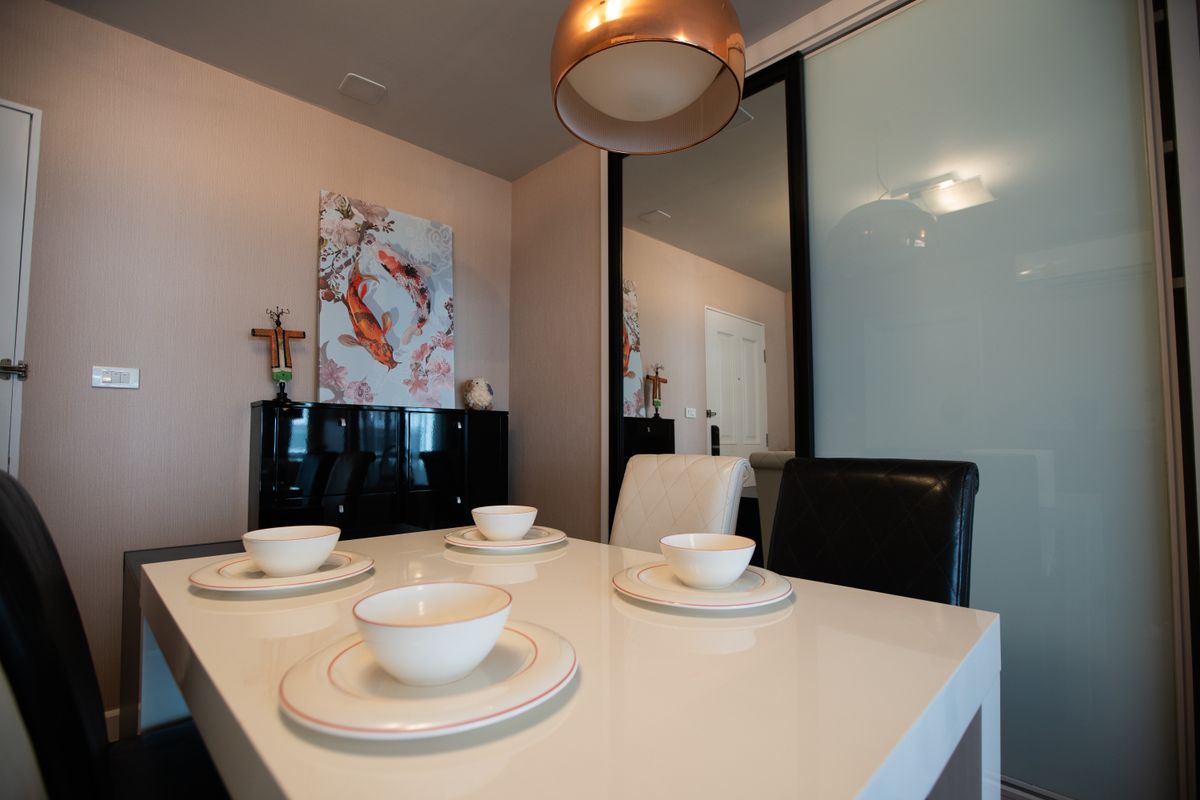 For RentCondoSukhumvit, Asoke, Thonglor : 🔥For urgent rent🔥Condo One Thonglor, newly decorated room, fully furnished, ready to move in, near BTS Phrom Phong❗