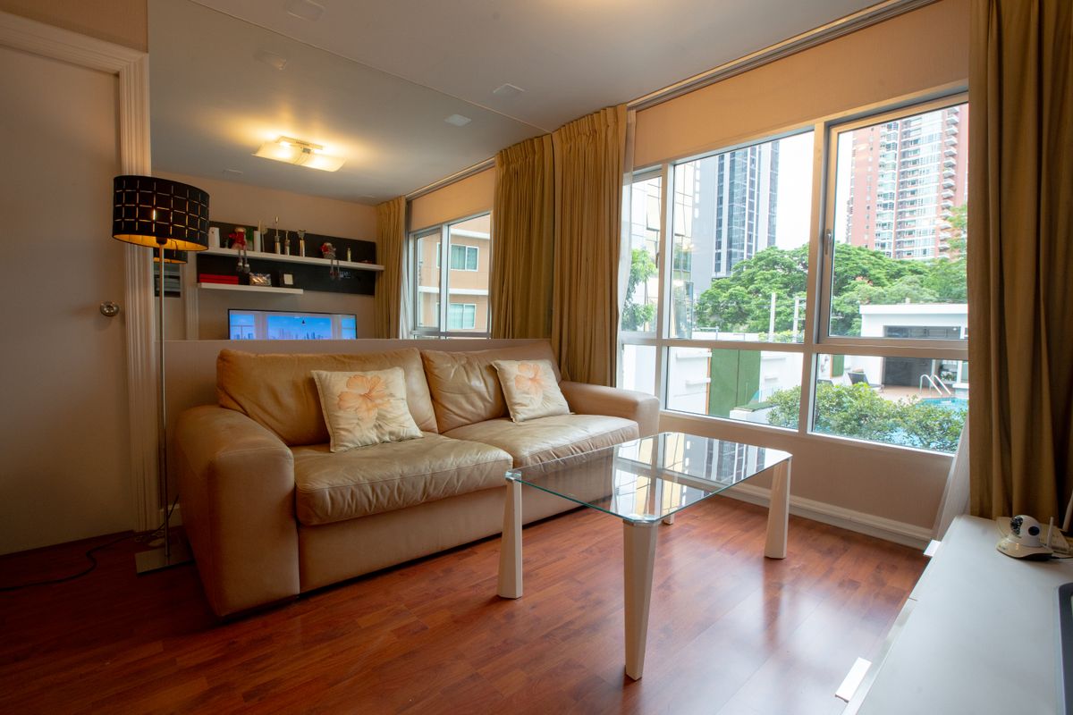 For RentCondoSukhumvit, Asoke, Thonglor : 🔥For urgent rent🔥Condo One Thonglor, newly decorated room, fully furnished, ready to move in, near BTS Phrom Phong❗