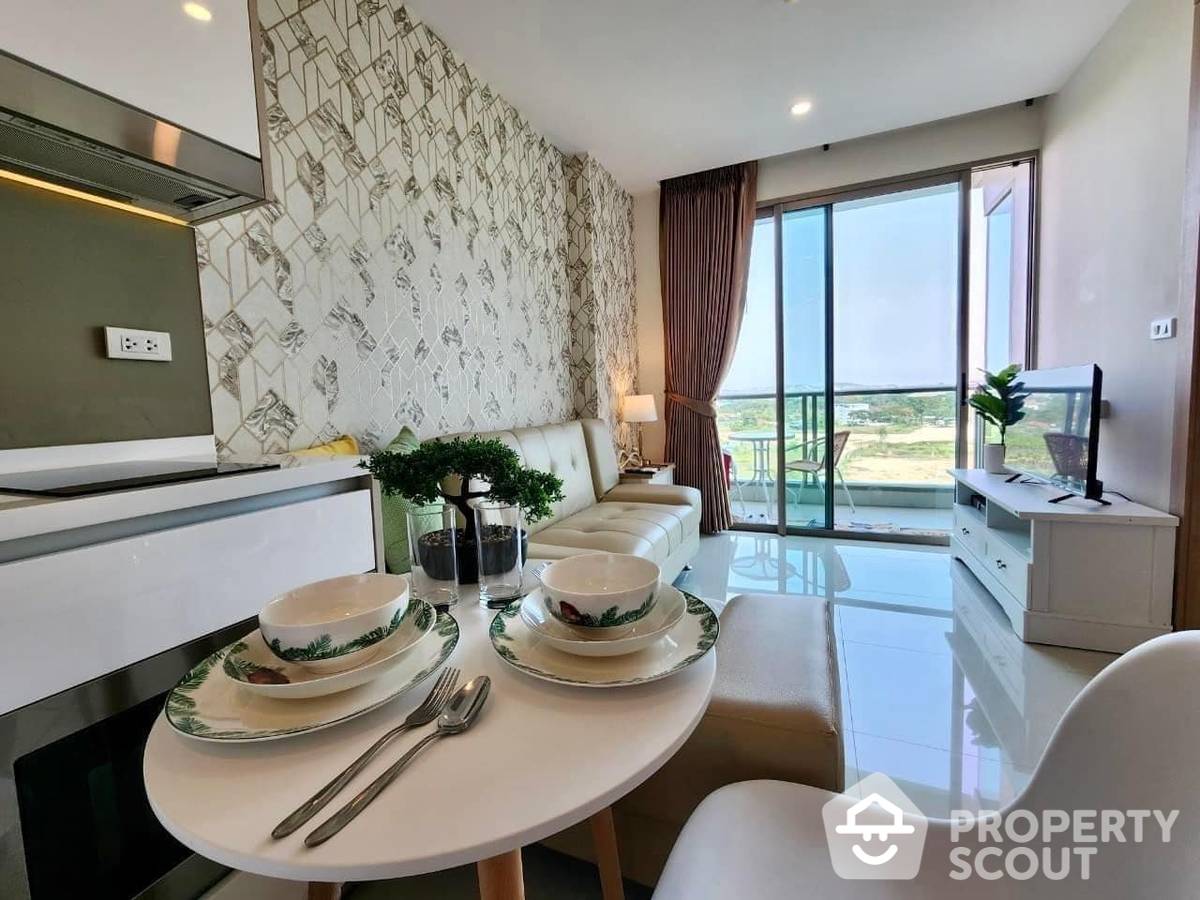 For SaleCondoPattaya, Bangsaen, Chonburi : 1-BR Condo at The Riviera Jomtien close to Jomtien Beach
