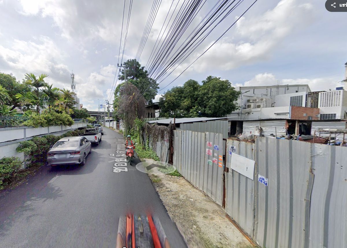 ขายที่ดินอ่อนนุช อุดมสุข : ที่ดิน 113 ตร.วา. ปรีดีพนมยงค์ 14 ซอยมีสุวรรณ 3 แยก 12 / (ขาย), Land 113 sq.wa. Pridi Banomyong 14 Soi Misuwan 3 Yaek 12 / (FOR SALE) PALM879