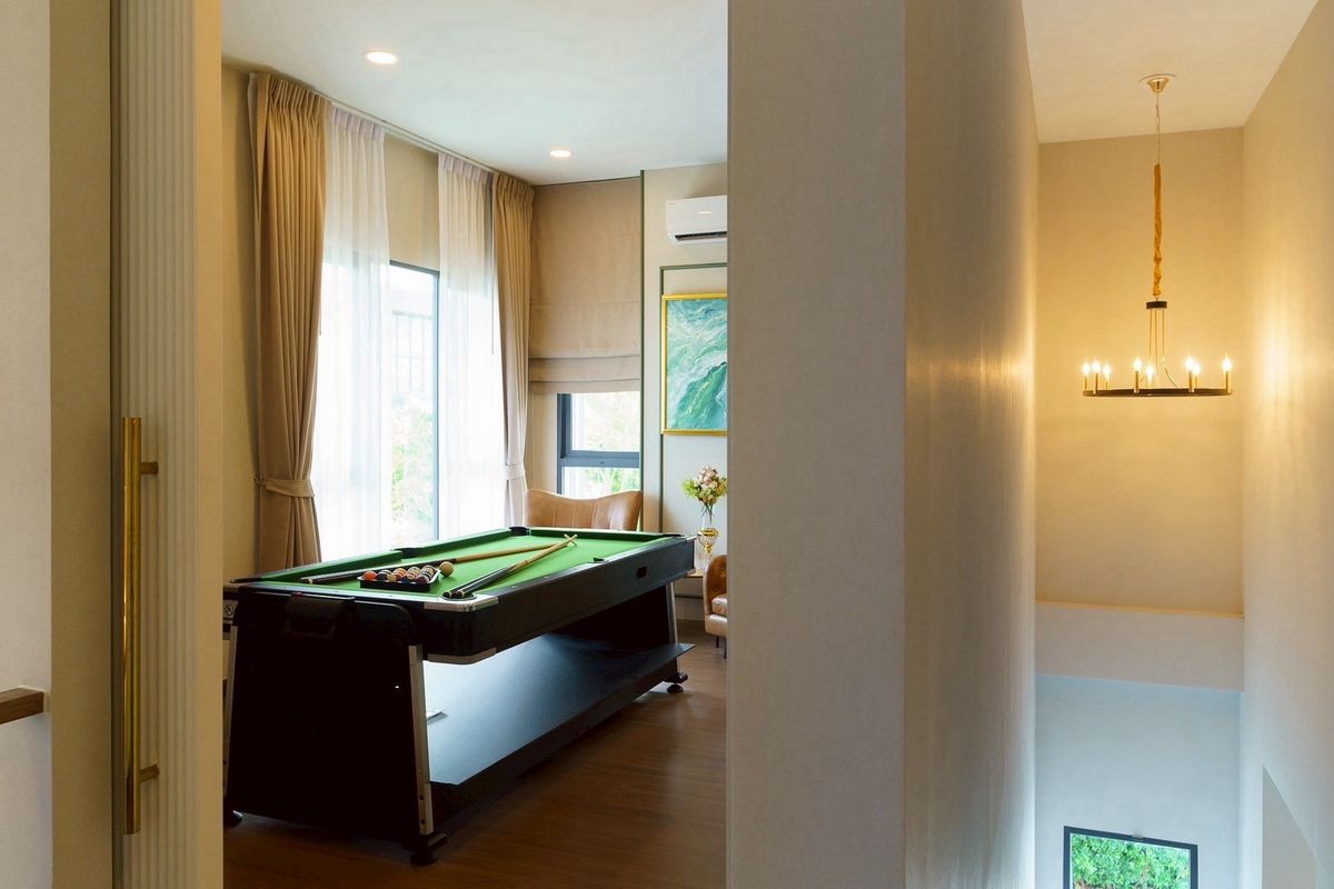 ขายบ้านบางนา แบริ่ง ลาซาล : 🏡✨ One & Only Luxury Pool Villa in The City Bangna ✨🏡