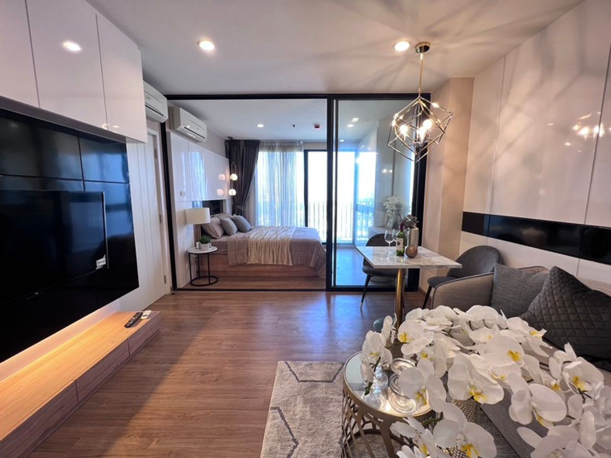 For SaleCondoBang Sue, Wong Sawang, Tao Pun : 🔥🔥 Selling a beautiful room ready !! The Tree Interchange 1Bed 36 sq.m. Building A, Floor 15, near MRT Bang Pho/MRT Tao Poon. For more information, Line ID: @atfirm🔥🔥