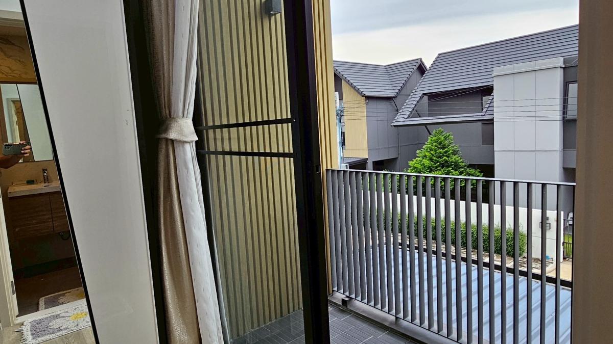 ขายบ้านนวมินทร์ รามอินทรา : 🔥ขายด่วน🔥บ้านเดี่ยว 2 ชั้น โนเบิล เกเบิล วัชรพล เดินทางสะดวกมาก เข้า-ออกได้หลายทาง ใกล้ตลาด มีของกินตลอด 24 ชม.