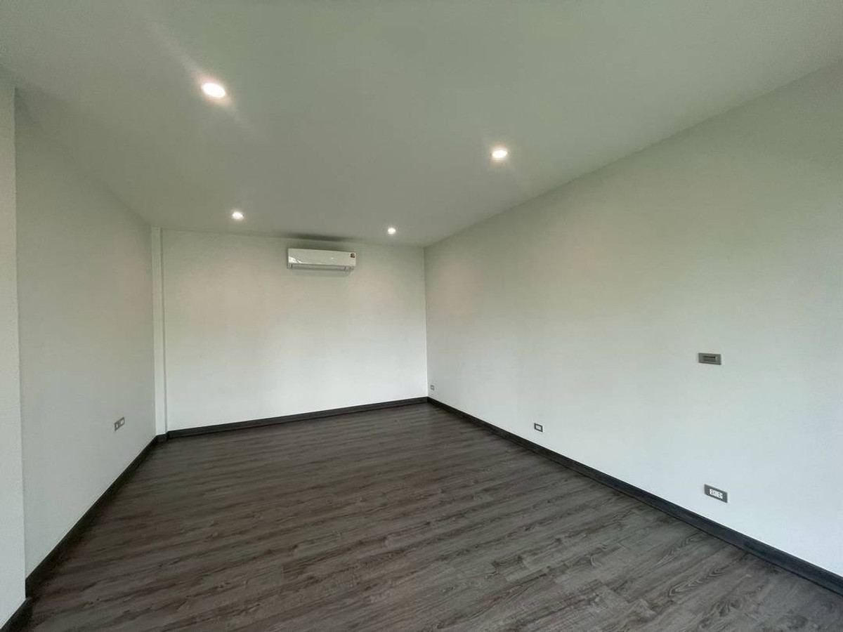 For RentTownhomeKasetsart, Ratchayothin : Rent a detached house Classheratchayothin