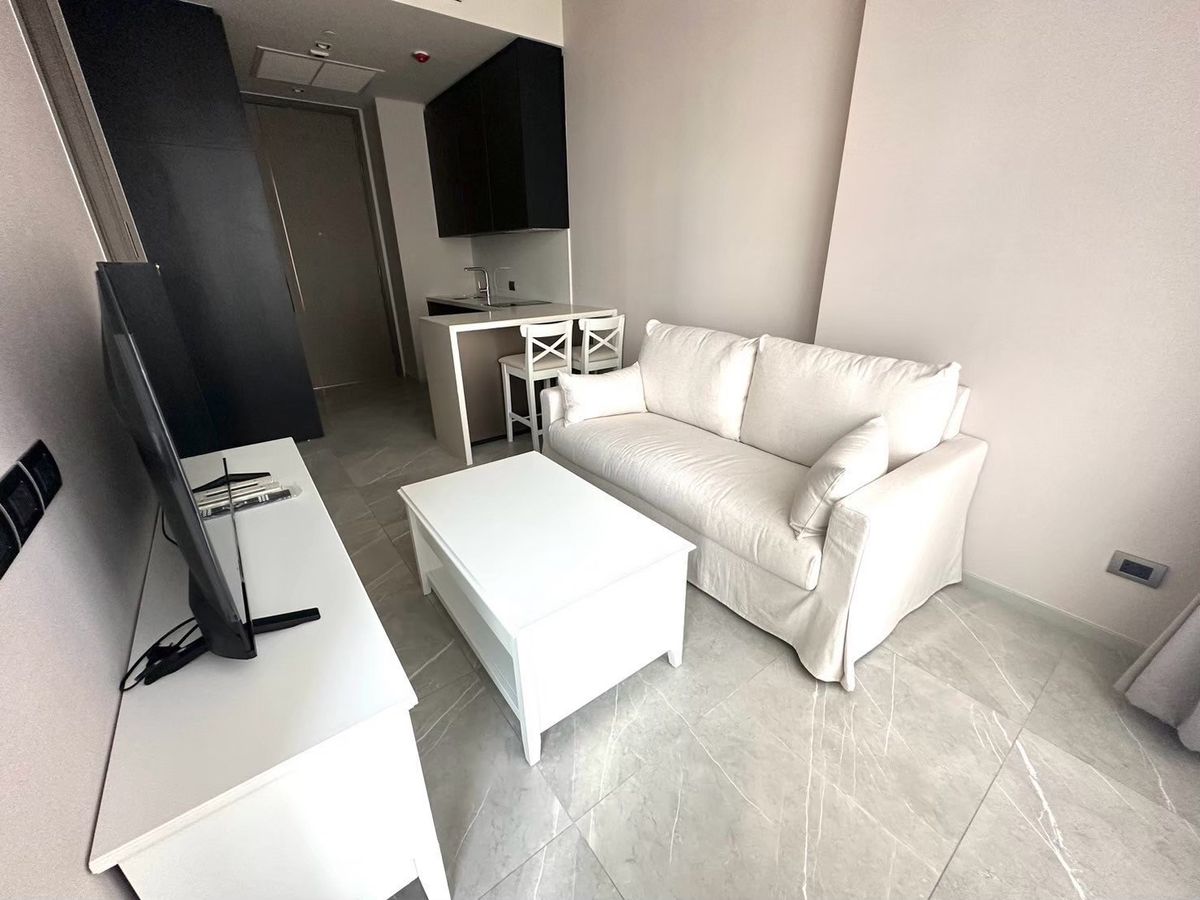 ให้เช่าคอนโดสุขุมวิท อโศก ทองหล่อ : 🏙️ Luxury 1BR @ Hyde Heritage Thonglor | Prime Location | Fully Furnished 