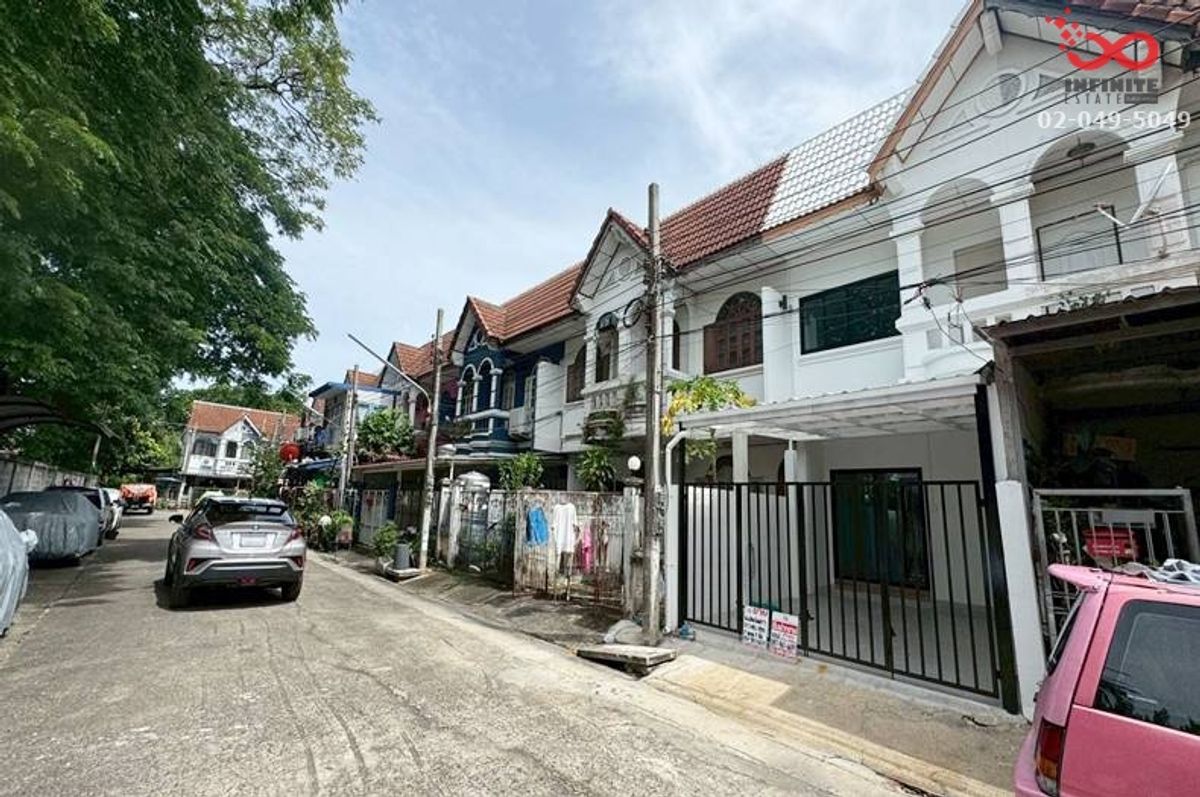 ขายทาวน์โฮมเกษตรศาสตร์ รัชโยธิน : ขายทาวน์เฮ้าส์  เสนาวิลล่า 3 พร้อมอยู่ ต่อเติมครบ ถนนรามอินทรา - คู้บอน 27