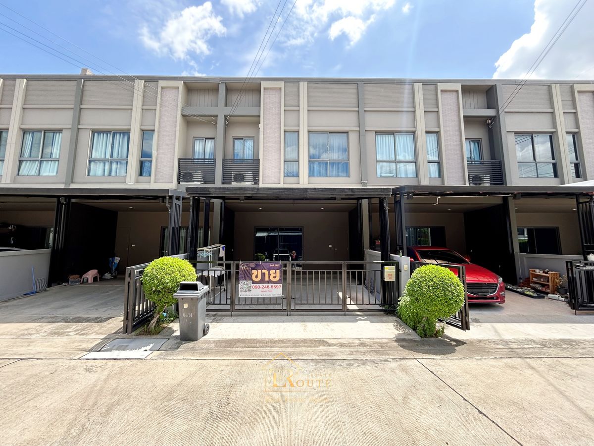 ขายทาวน์โฮมปทุมธานี รังสิต ธรรมศาสตร์ : ขายทาวน์โฮม เวิร์ฟ ติวานนท์-รังสิต (Verve Tiwanon-Rangsit) ปทุมธานี 17.7 ตร.ว. พร้อมเข้าอยู่ โครงการคุณภาพจาก sc asset