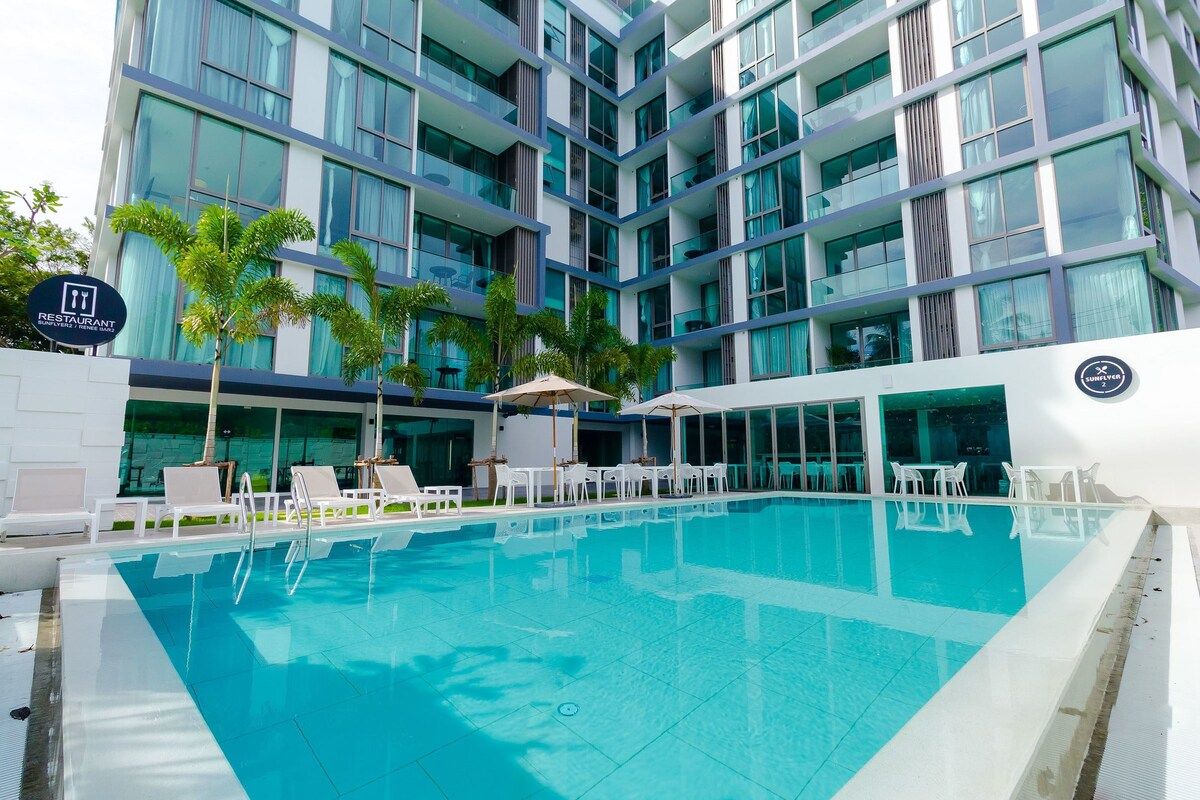 For SaleCondoPhuket : For Sale: Luxury Oceanstone Condominium, Phuket - Laguna, Near Bang Tao Beach