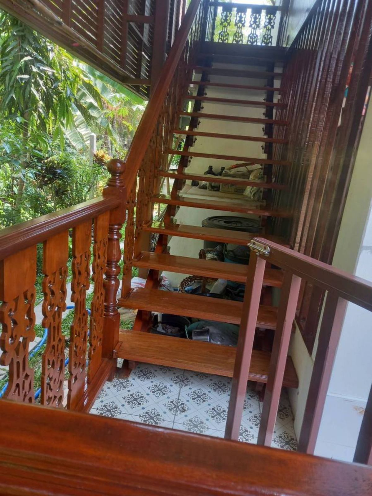 ขายบ้านสมุทรสงคราม : ขายบ้านสวนบางคนที (บ้านพิริยาภรณ์) อ.บางคนที จังหวัดสมุทรสงคราม ทำเลใกล้กรุงเทพ  พื้นที่ใหญ่มาก บรรยากาศ เงียบสงบ ปลอดภัย น่าอยู่ เพื่อนบ้านน่ารัก 