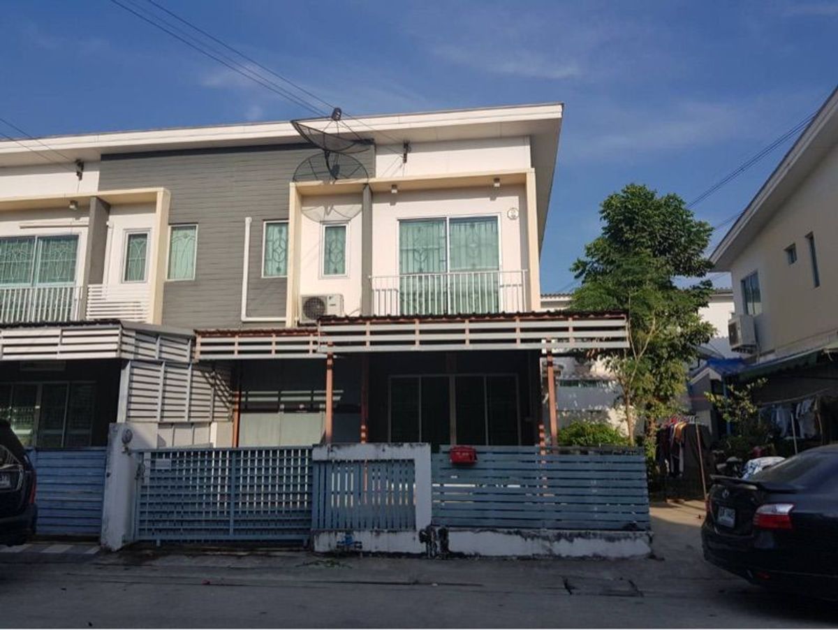 ขายทาวน์โฮมลาดกระบัง สุวรรณภูมิ : หลังมุม 21.4ตรว 3นอน2น้ำ ทาวน์โฮม 2 ชั้น เดอะ คอนเนค อ่อนนุช 2 เฉลิมพระเกียรติ ร9 ซอย 87 