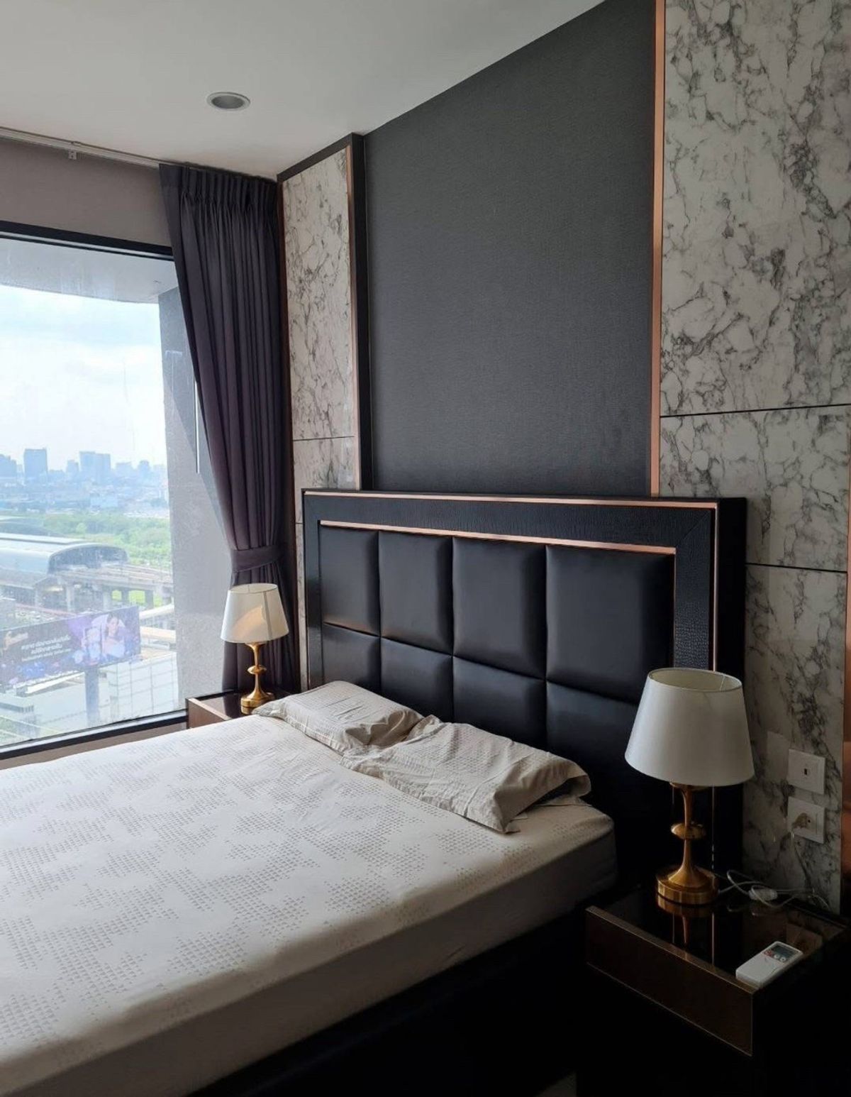 ให้เช่าคอนโดพระราม 9 เพชรบุรีตัดใหม่ RCA : 🎓🎓 Ideo Mobi Asoke ห้องแต่งสวยวิวตึกสิงค์ แยกอโศก
