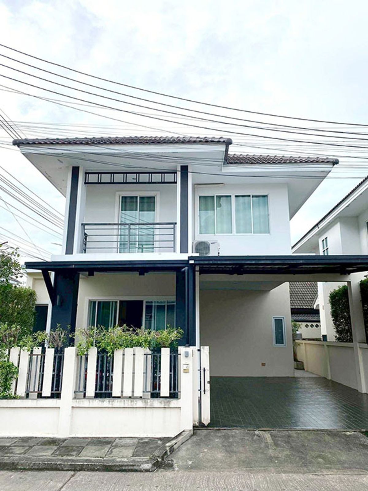 ให้เช่าบ้านเชียงใหม่ : บ้านในโครงการ ให้เช่าเดือนละ 19,000 บาท ใกล้รร.นานาชาตินครพายัพเพียง 5 นาที No.5H569