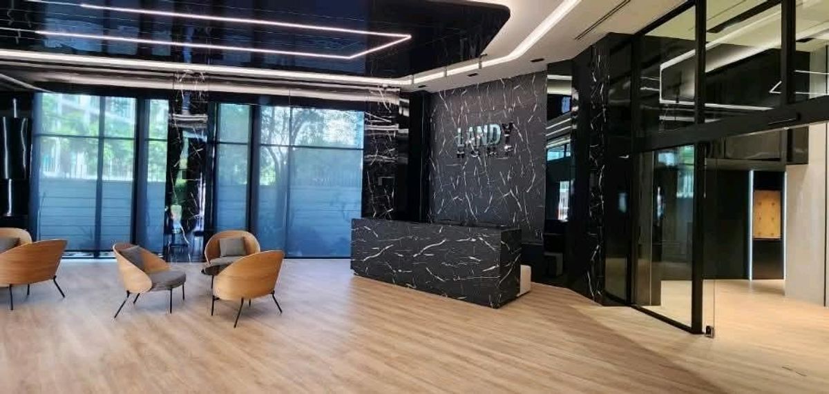 For RentOfficeLadprao, Central Ladprao : 🚩FOR RENT: Office for Rent, Ratchada -Ladprao Intersection / Near: MRT LADPHRAO 120 m.