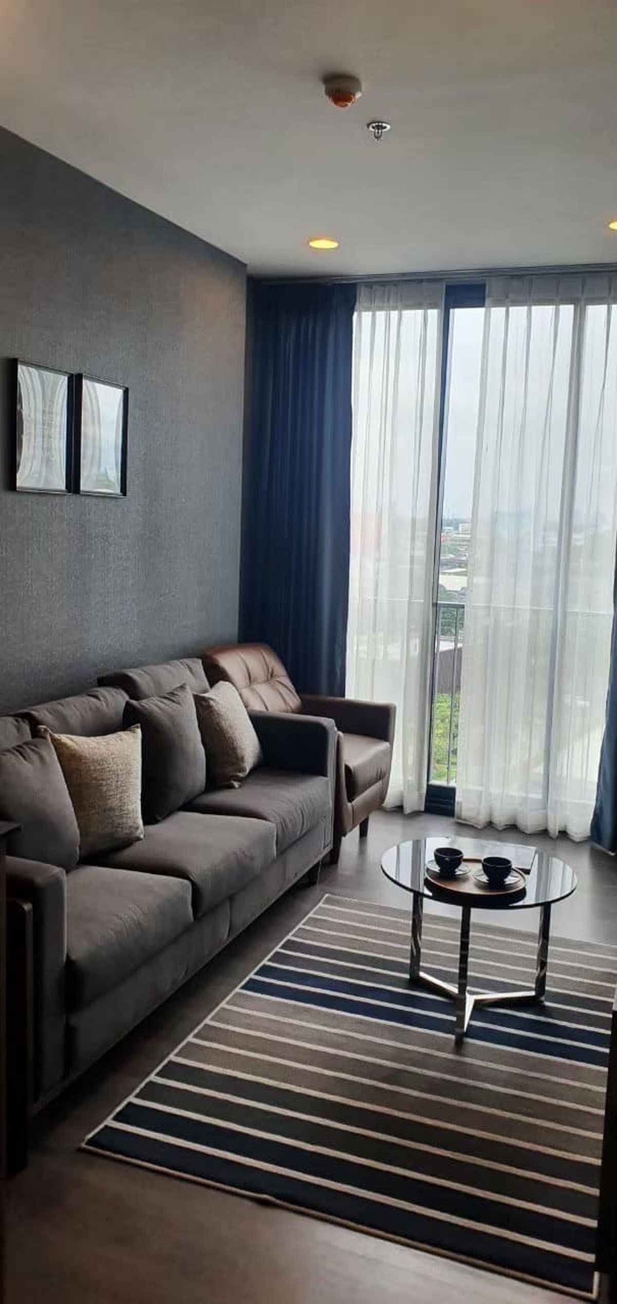 For RentCondoSukhumvit, Asoke, Thonglor : Low floor 1 bed 1 bath 34 sqm condo at OKA Haus Sukhumvit 36 for rent 24,000THB per month, Rama 4 road, Thonglor BTS