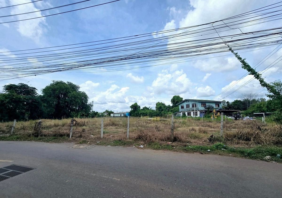 For RentLandPrachin Buri : Land for rent, size 1 rai. Land reclamation. Tha Tum Subdistrict, Si Maha Phot District Prachinburi Province