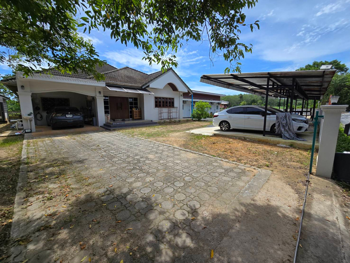 For SaleLandPhuket : Passive Income from 5 Rental Units and a detached Residential House for SALE! Investment Opportunity Near Phuket Airport, 5 Mins to Mai Khao Beach!
