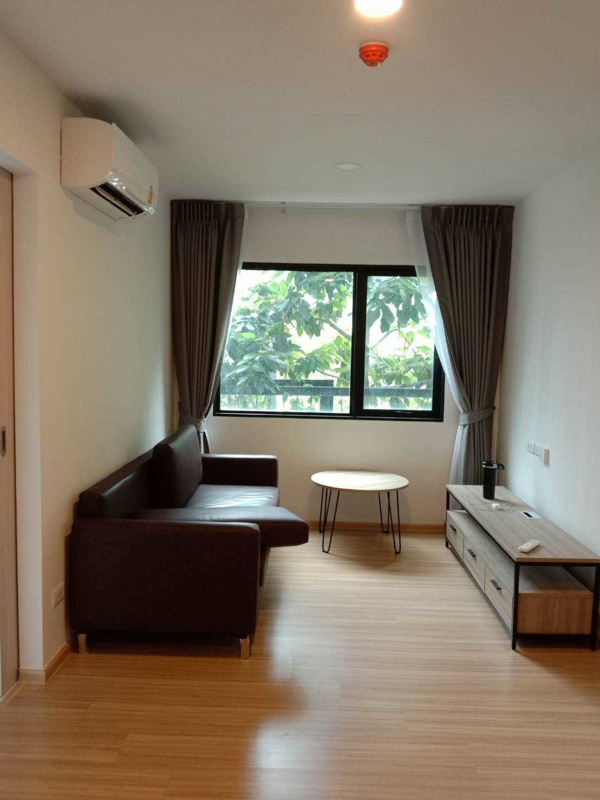 ให้เช่าคอนโดโชคชัย4 ลาดพร้าว71 : 🔹Condo for Rent | Chewathai Hallmark Ladprao-Chokchai 4 | 45 Sq.m | 2 Bed  - 1 Bath | 22,000 thb.