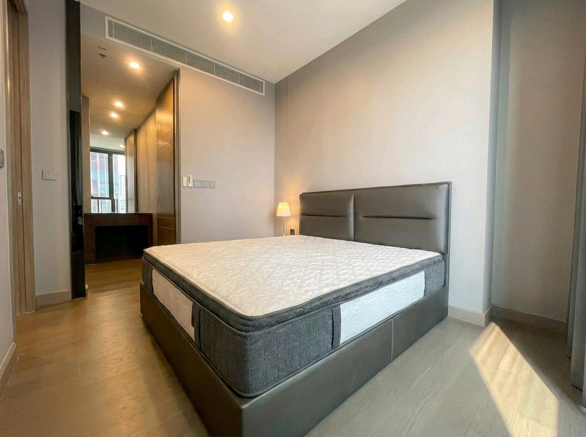 ให้เช่าคอนโดพระราม 9 เพชรบุรีตัดใหม่ RCA : ด่วนห้องมุม หลุดจอง The Esse at Singha Complex 28,000บาท เฟอร์ใหม่ทั้งห้อง📞 โทรด่วน0655193596ปัน