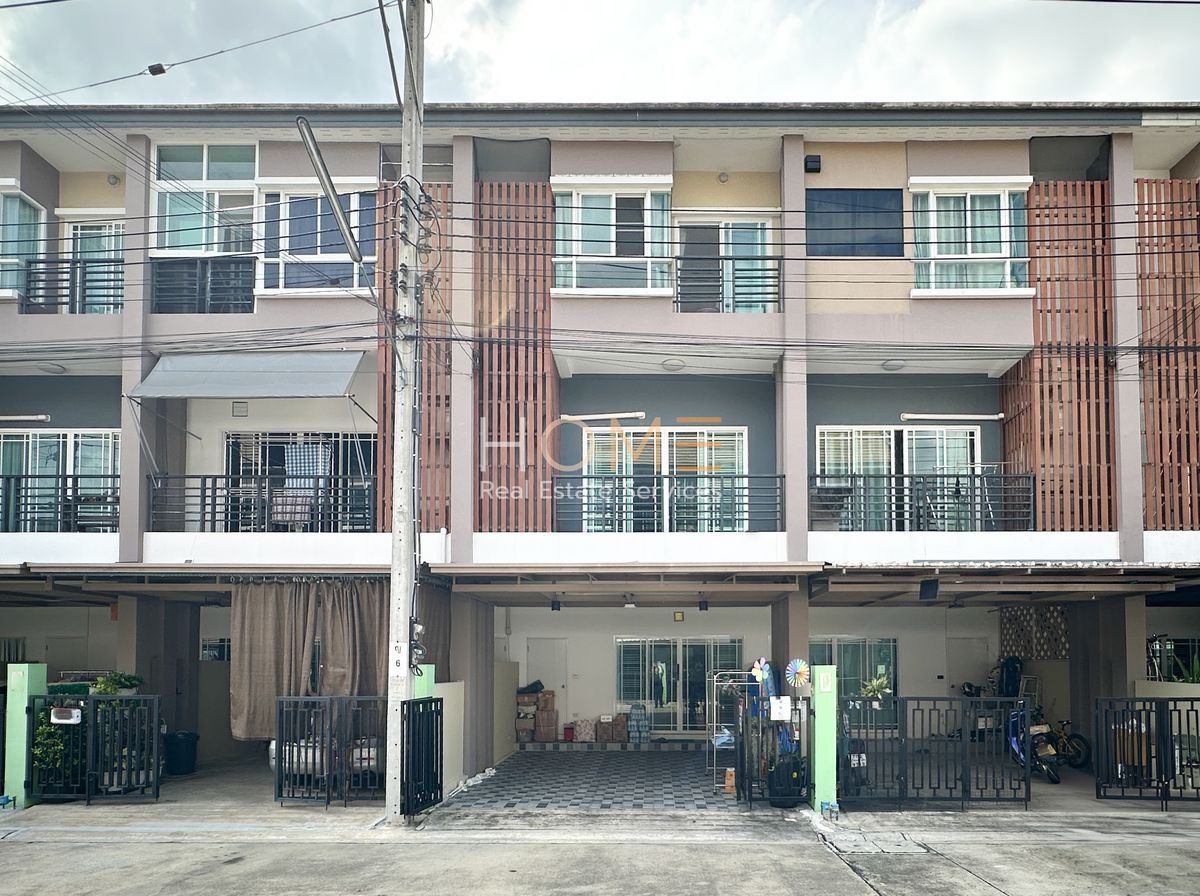 ขายทาวน์โฮมเกษตรศาสตร์ รัชโยธิน : พิบูลย์ ทาวน์โฮม / 3 ห้องนอน (ขาย), Piboon Townhome / 3 Bedrooms (FOR SALE) GOLF148