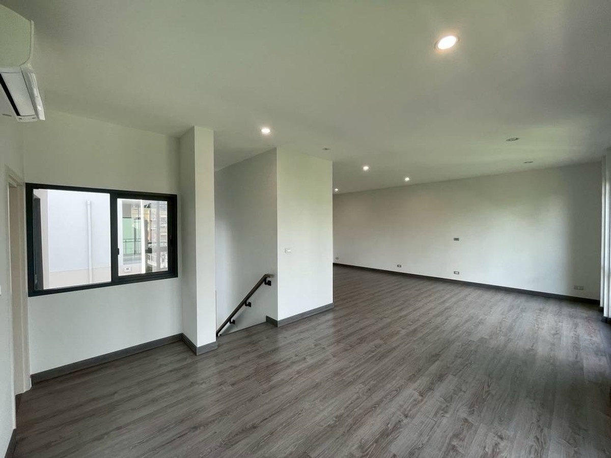 For RentTownhomeKasetsart, Ratchayothin : Rent a detached house Classheratchayothin