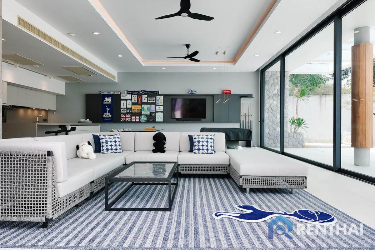 ขายบ้านพัทยา บางแสน ชลบุรี สัตหีบ : สำหรับ ขาย วิลล่า ที่ Sunplay Pool Villas