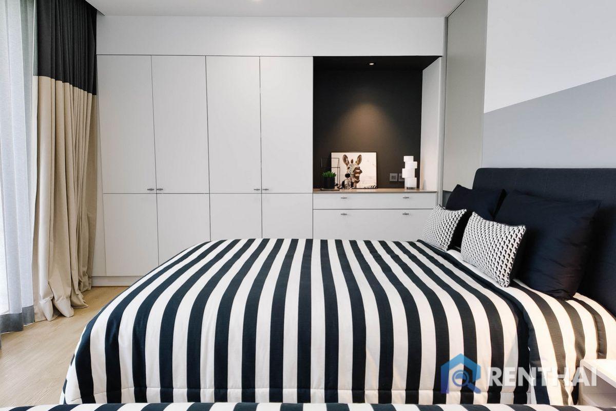 ขายบ้านพัทยา บางแสน ชลบุรี สัตหีบ : สำหรับ ขาย วิลล่า ที่ Sunplay Pool Villas