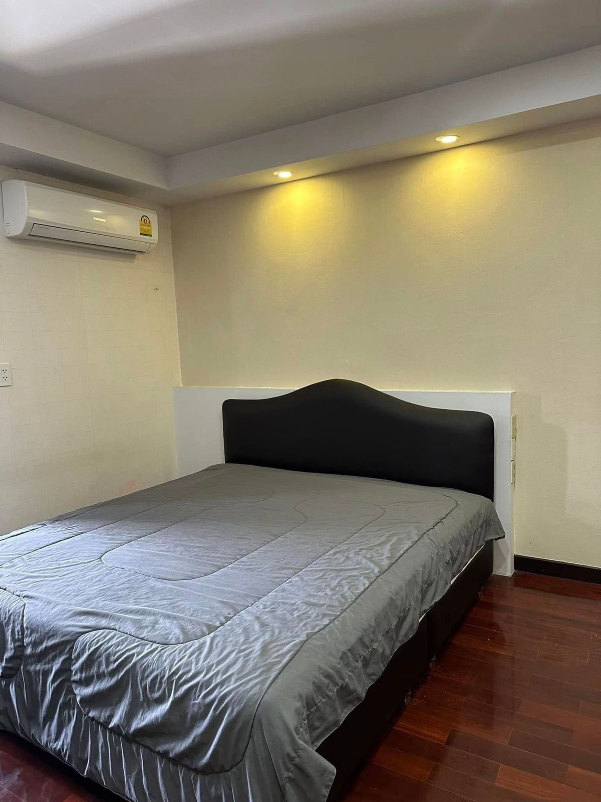 ขายคอนโดบางซื่อ วงศ์สว่าง เตาปูน : (B0037) Pornpiya Mansion