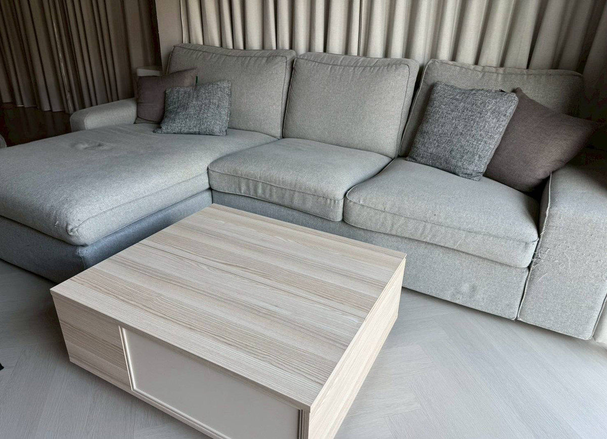 For RentHousePathum Thani,Rangsit, Thammasat : Large house type, 4 bedrooms, 3 bathrooms, full A/C and curtains. Furniture can be included or excluded.