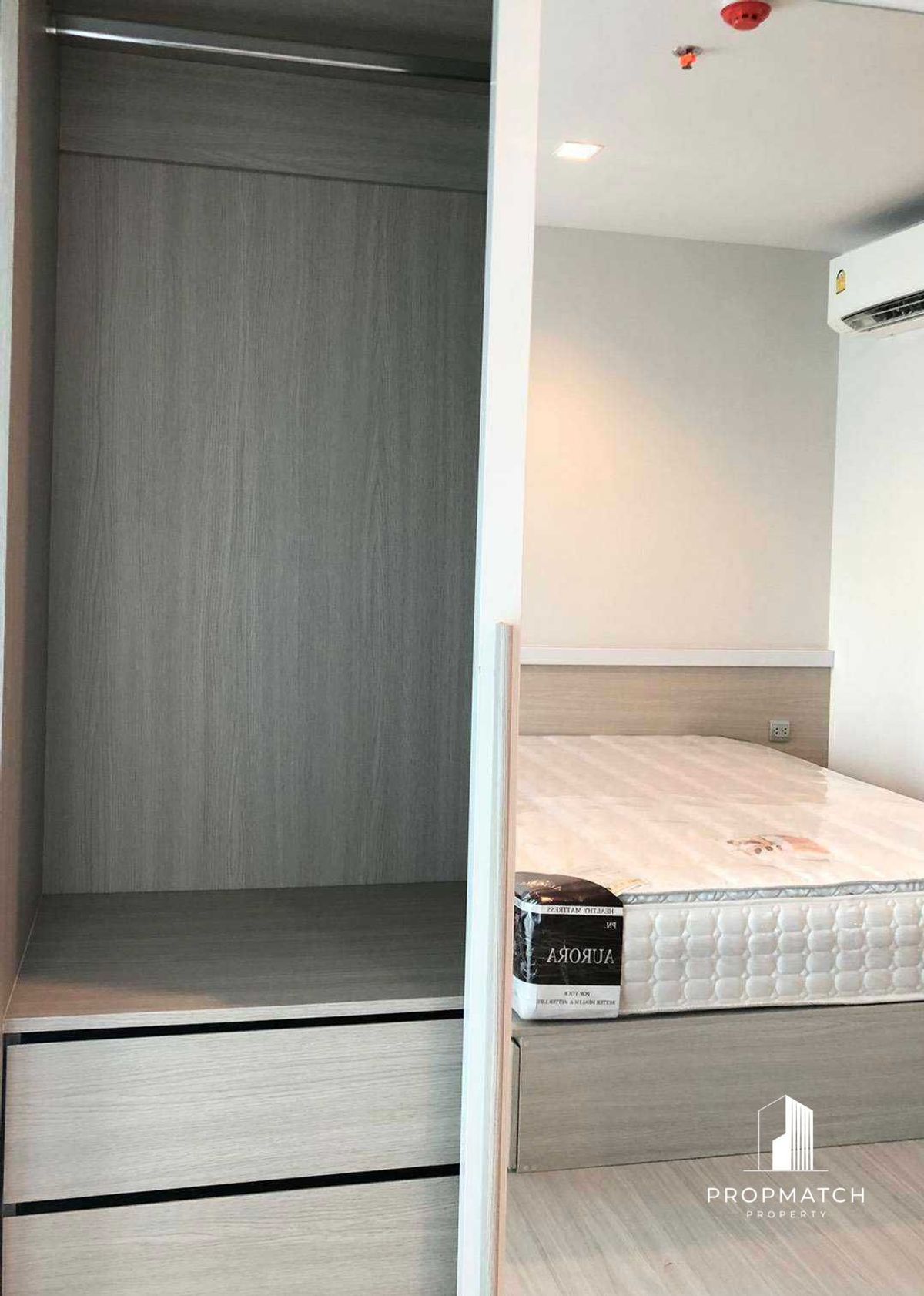 ขายคอนโดพระราม 9 เพชรบุรีตัดใหม่ RCA : ⚡️Flash  Deal⚡️  Life asoke rama9   3.3Mb 🏆ราคาถูกที่1   26 Sqm   Studio   ขายพร้อมผู้เช่า 15,000   🔥แต่งสวยบิ้วอินมาแล้ว 📞 พัตเตอร์  0928895628