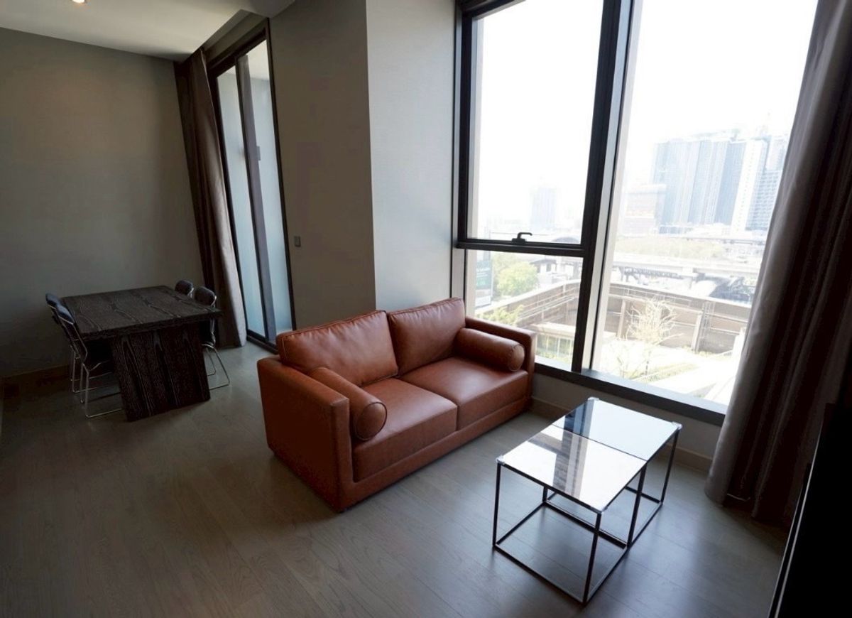 ให้เช่าคอนโดพระราม 9 เพชรบุรีตัดใหม่ RCA : 🔺Hot deal for Rent 1br 50sq.m at The Esse Singha complex, Fully furnish, facing north, best deal price for 38k at least 1 yr contract, contact now 💥